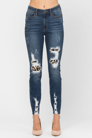 Distress jeans with Leopard Patch